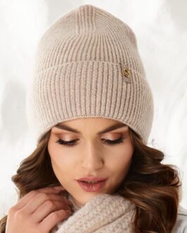 modna czapka zimowa